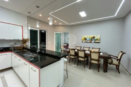 Casa à venda com 4 suítes no condomínio Aruã Eco Park, Mogi das Cruzes - SP