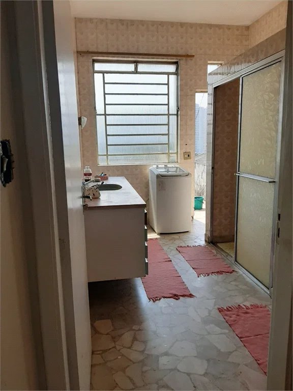 Casa à venda com 7 quartos, sendo 1 suíte, em Lapa, São Paulo, SP