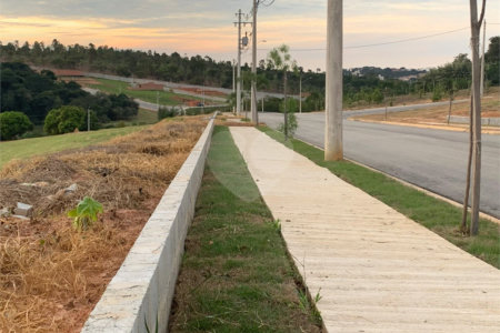 Terreno à venda no condomínio Jardim Residencial Helena Maria, Sorocaba - SP