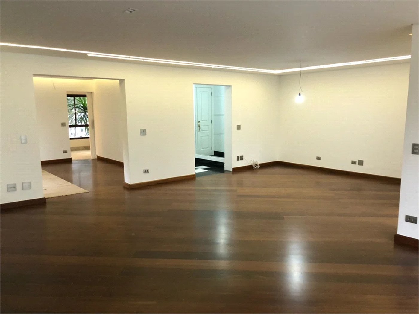 Apartamento à venda com 4 suítes em Vila Suzana, São Paulo, SP