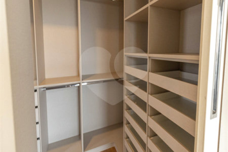 Terreno à venda com 4 suítes no condomínio Jardim Vila Paradiso, Indaiatuba - SP
