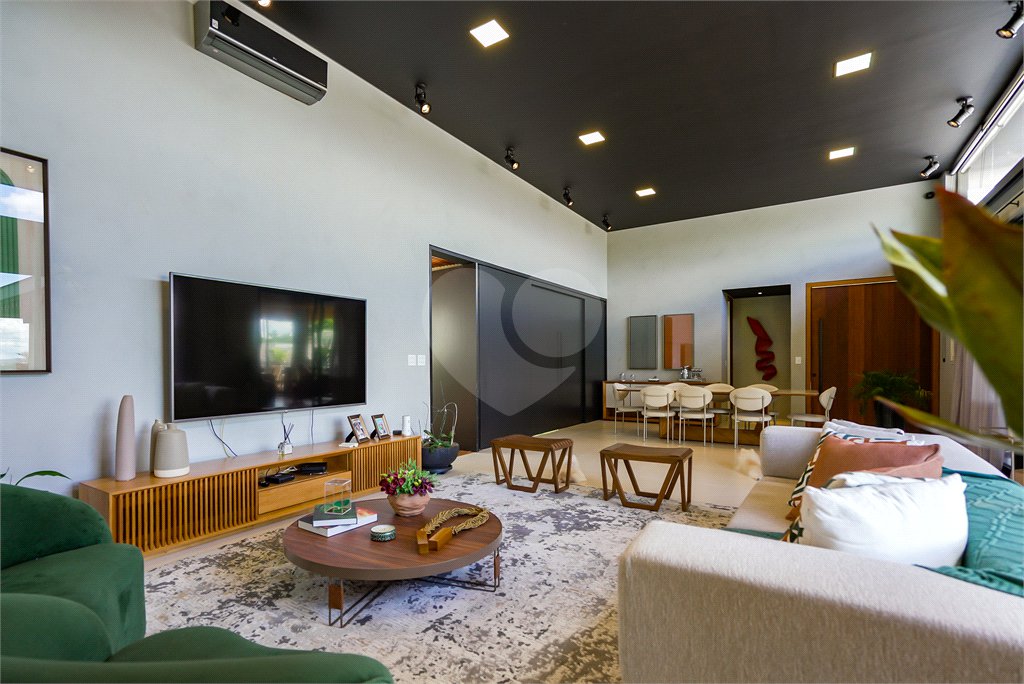 Casa à venda com 5 suítes no condomínio Plaza Athenee, Itu - SP