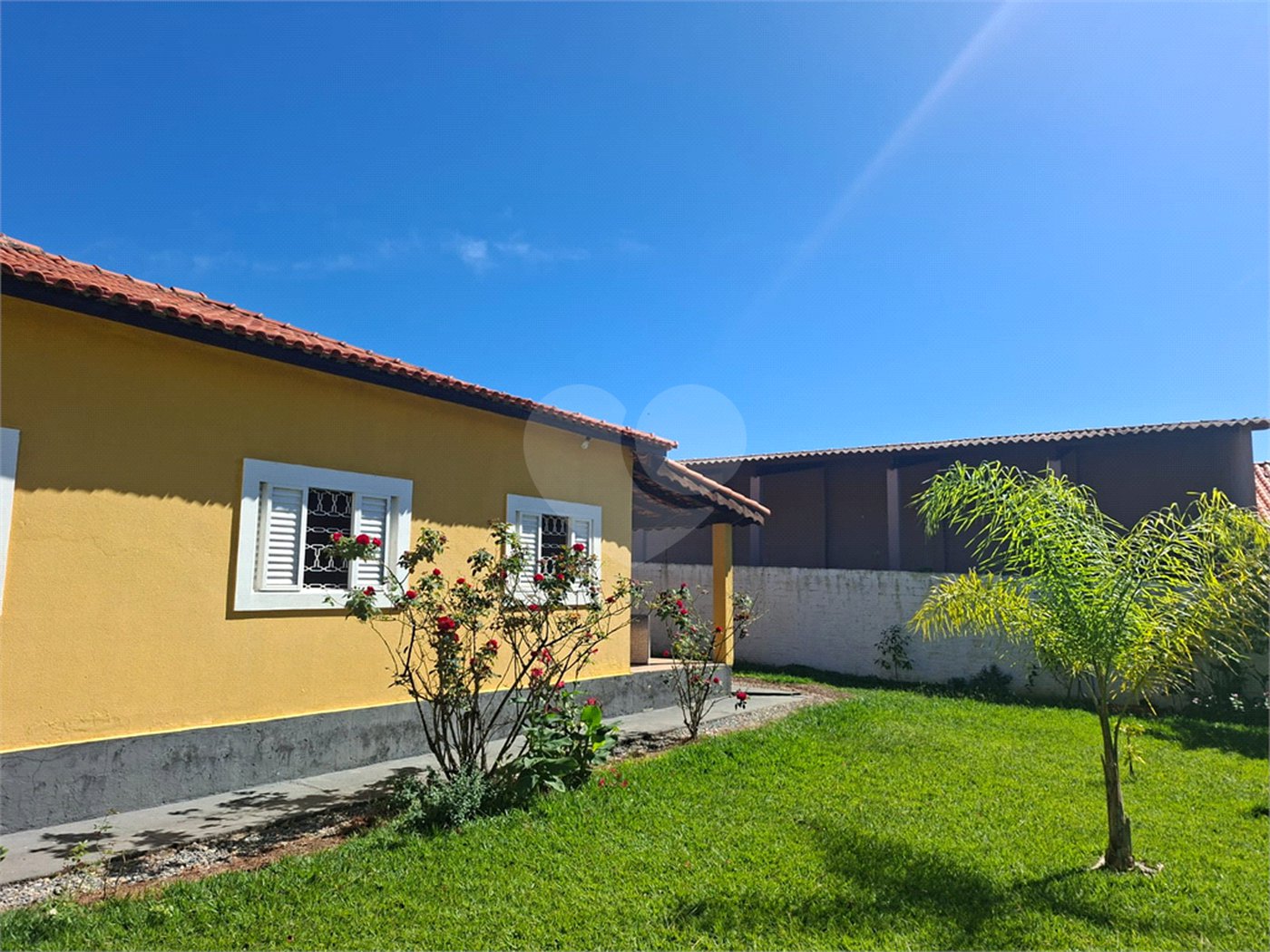 Casa à venda com 3 quartos, sendo 1 suíte,  em Tatetú, Alambari, SP