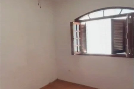 Casa à venda com 3 suítes em Vila Romana, São Paulo, SP