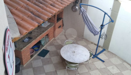 Sobrado à venda com 3 quartos, sendo 1 suíte,  em Parque São Domingos, São Paulo, SP