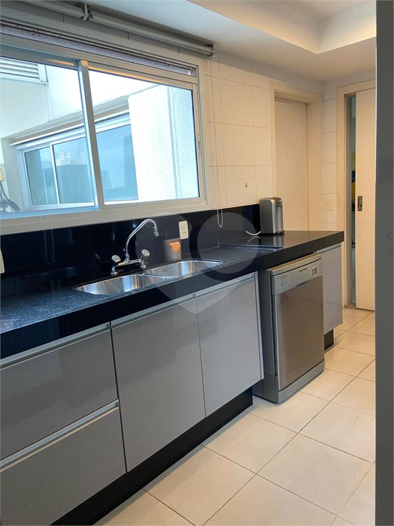 Apartamento à venda com 2 suítes em Vila Mariana, São Paulo, SP