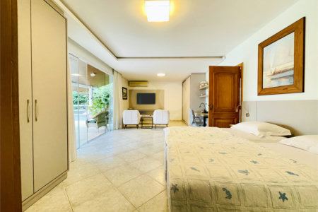Casa à venda com 5 suítes no Centro, Porto Belo, SC
