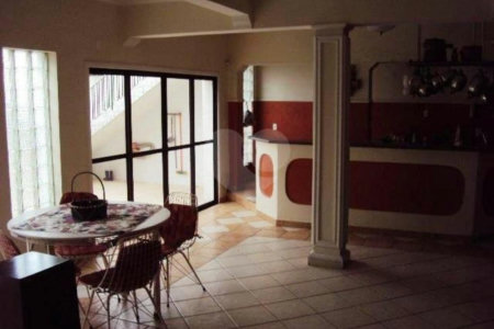 Sobrado à venda com 3 quartos, sendo 1 suíte,  em Vila Paulicéia, São Paulo, SP