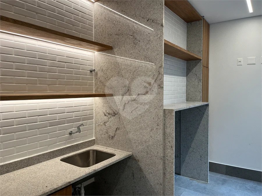 Apartamento à venda com 2 suítes em Cerqueira César, São Paulo, SP