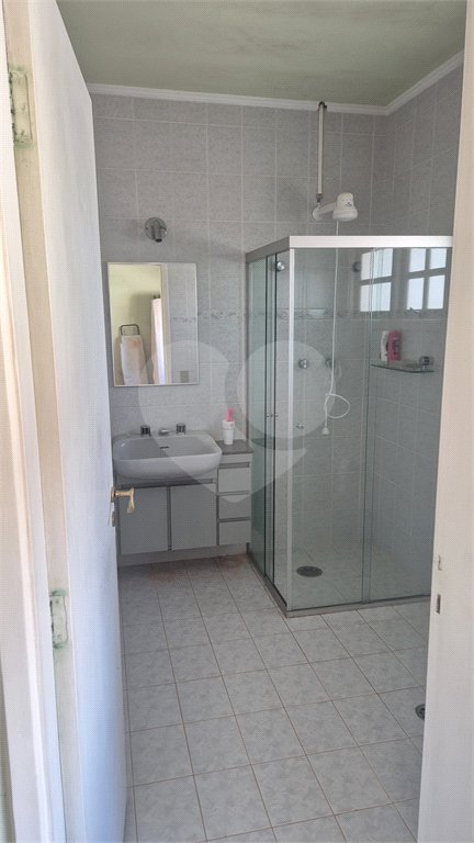 Casa à venda com 4 quartos, sendo 3 suítes,  no condomínio Chácara das Rosas, São Paulo - SP
