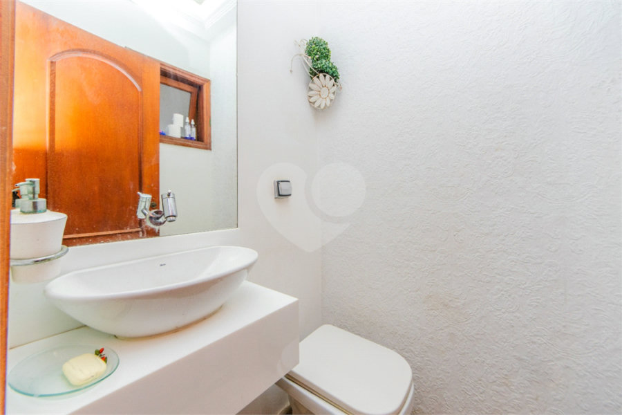 Casa à venda ou para alugar com 4 quartos, sendo 3 suítes,  no condomínio Da Serra, São Paulo - SP