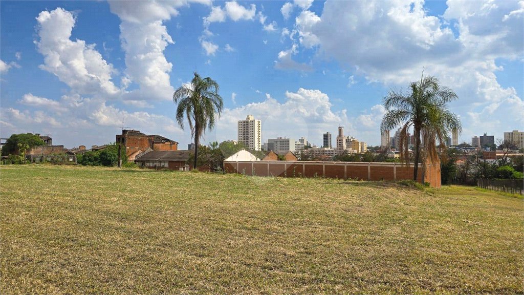 Terreno à venda em Vila Xavier (vila Xavier), Araraquara, SP