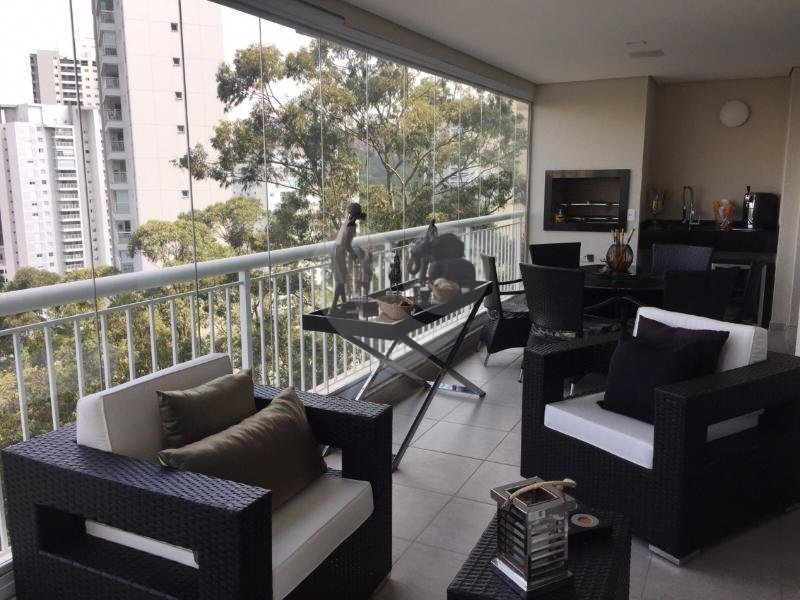 Apartamento à venda com 4 quartos, sendo 3 suítes, em Vila Andrade, São Paulo, SP
