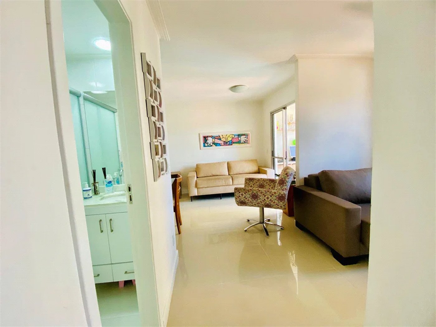 Apartamento à venda com 2 quartos, sendo 1 suíte, em Água Branca, São Paulo, SP