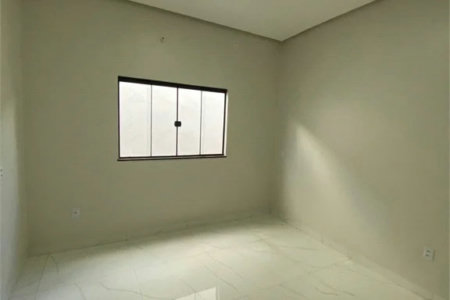 Casa à venda com 3 quartos, sendo 1 suíte,  em Jardim Iracema, Balsas, MA