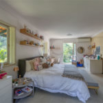 Casa à venda com 6 quartos, sendo 2 suítes, no condomínio Chácara Flora, São Paulo - SP