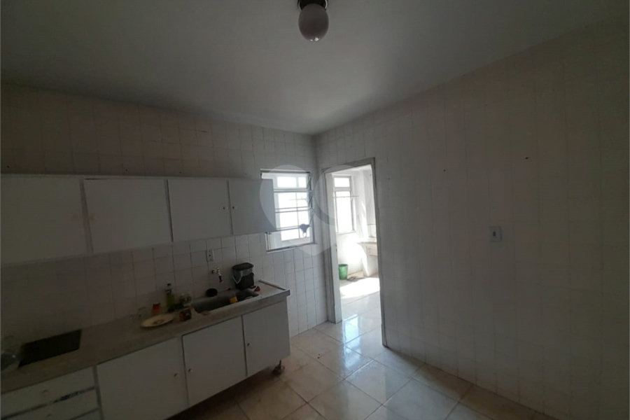 Apartamento à venda com 3 quartos, sendo 1 suíte, no Centro, Serra Negra, SP