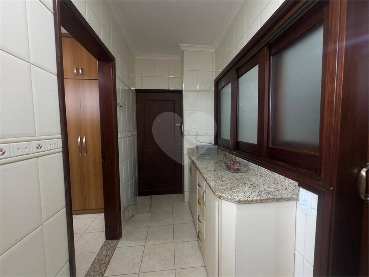 Apartamento à venda com 3 quartos, sendo 1 suíte, no Centro, Ribeirão Preto, SP