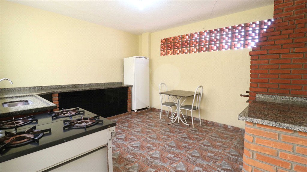 Sobrado à venda com 3 quartos, sendo 1 suíte, em Tremembé, São Paulo, SP