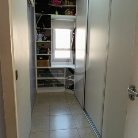 Casa à venda com 4 quartos, sendo 1 suíte, no condomínio Jardim Reserva Bom Viver de Indaiatuba, Indaiatuba - SP