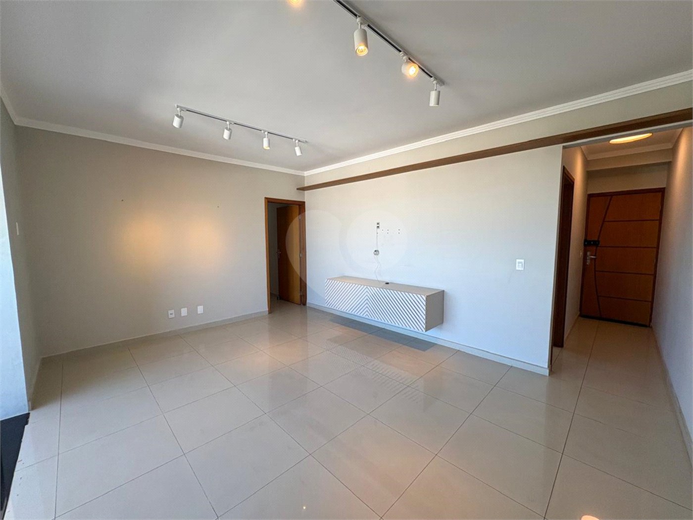 Apartamento à venda com 3 quartos, sendo 1 suíte, em Vila Independência, Sorocaba, SP