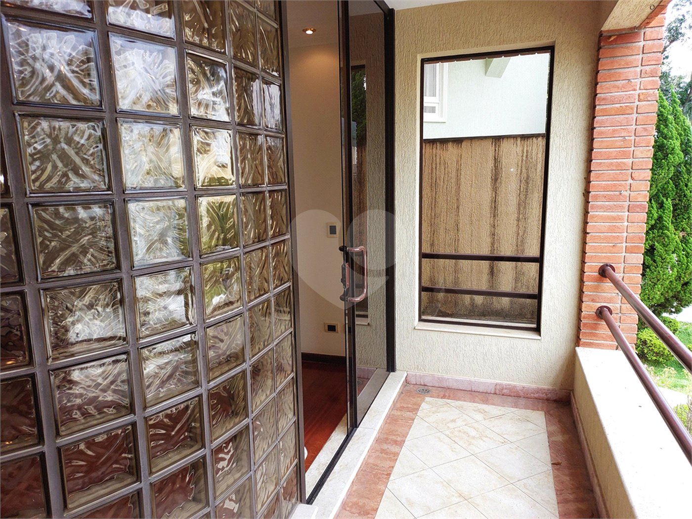 Casa à venda com 3 suítes no condomínio Chácara Francesa, São Paulo - SP