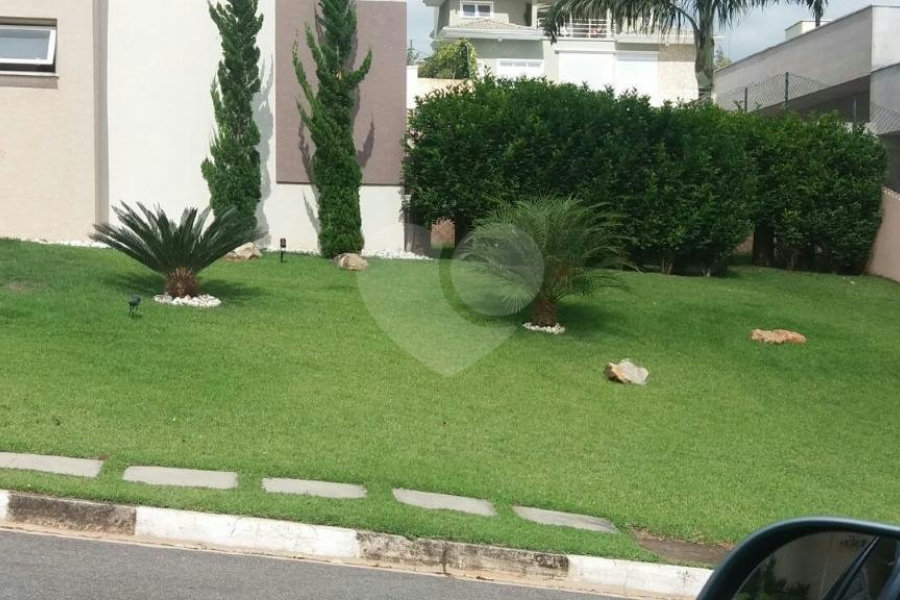 Casa à venda com 4 suítes em Guaxinduva, Atibaia, SP