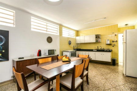 Casa à venda com 3 quartos, sendo 1 suíte, em Alto da Lapa, São Paulo, SP