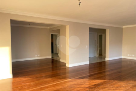 Apartamento à venda com 4 suítes em Alto da Boa Vista, São Paulo, SP