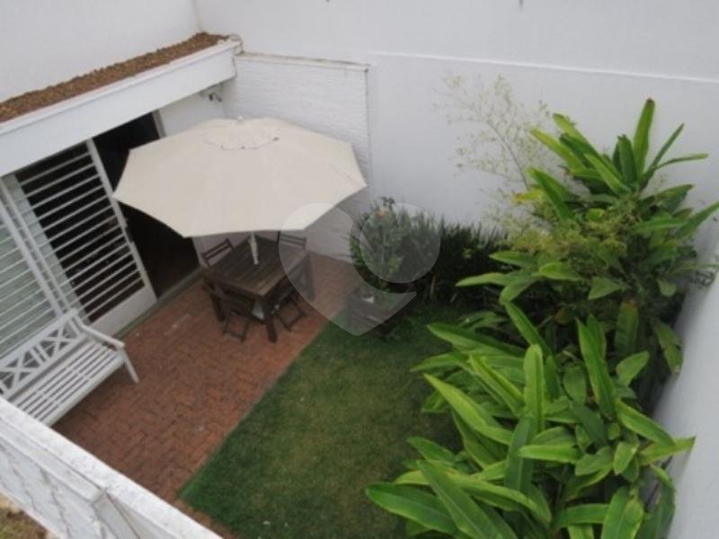 Sobrado à venda com 3 quartos em Brooklin Paulista, São Paulo, SP