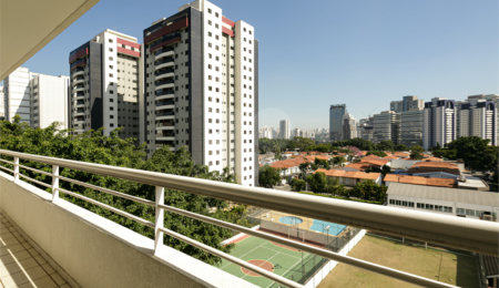 Apartamento à venda com 3 quartos, sendo 1 suíte,  em Chácara Santo Antônio, São Paulo, SP