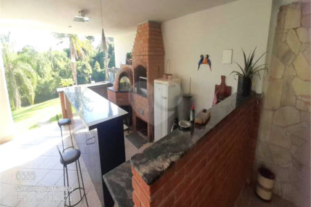 Casa à venda com 4 suítes no condomínio Residencial Vale das Laranjeiras, Indaiatuba - SP