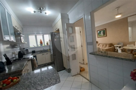 Casa à venda ou para alugar com 3 quartos, sendo 1 suíte, no condomínio Reserva dos Pássaros, São Paulo - SP