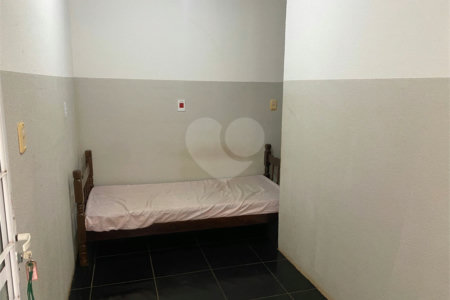 Casa à venda ou para alugar com 10 quartos no Centro, Ponta Porã, MS