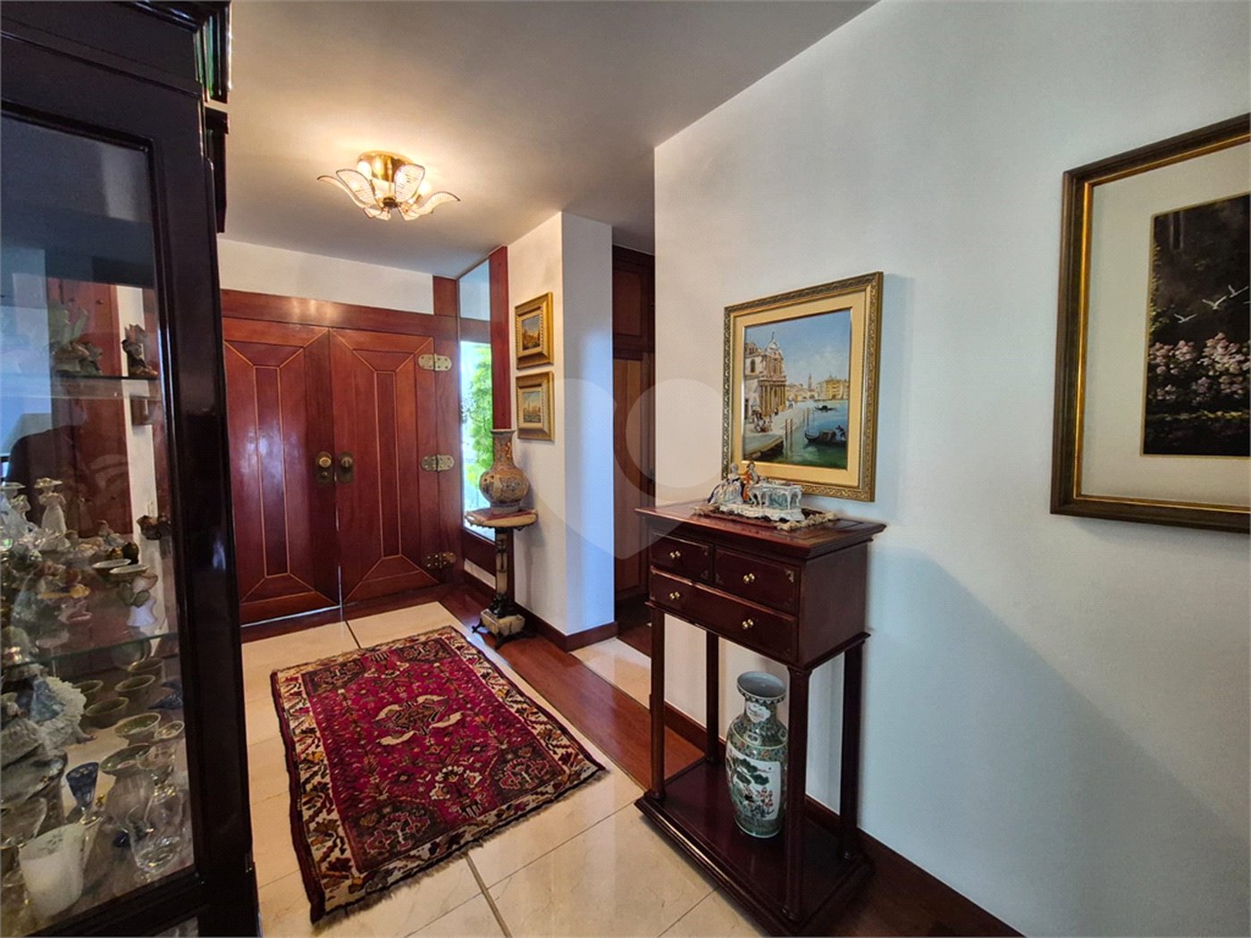 Casa de Vila à venda ou para alugar com 4 quartos, sendo 2 suítes,  em Jardim Leonor, São Paulo, SP