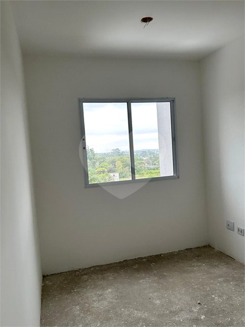 Casa à venda ou para alugar com 2 quartos no condomínio Residencial Caxangá 2, Suzano - SP