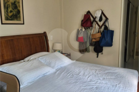 Apartamento à venda com 3 quartos, sendo 1 suíte, em Humaitá, Rio de Janeiro, RJ