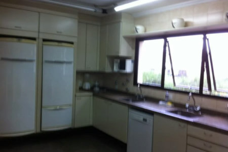 Apartamento à venda com 4 suítes em Real Parque, São Paulo, SP