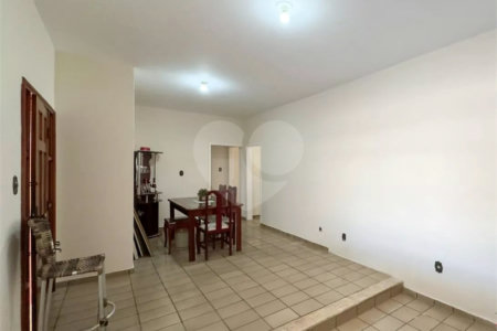 Casa Térrea à venda com 3 quartos, sendo 1 suíte, em Morada da Serra, Cuiabá, MT