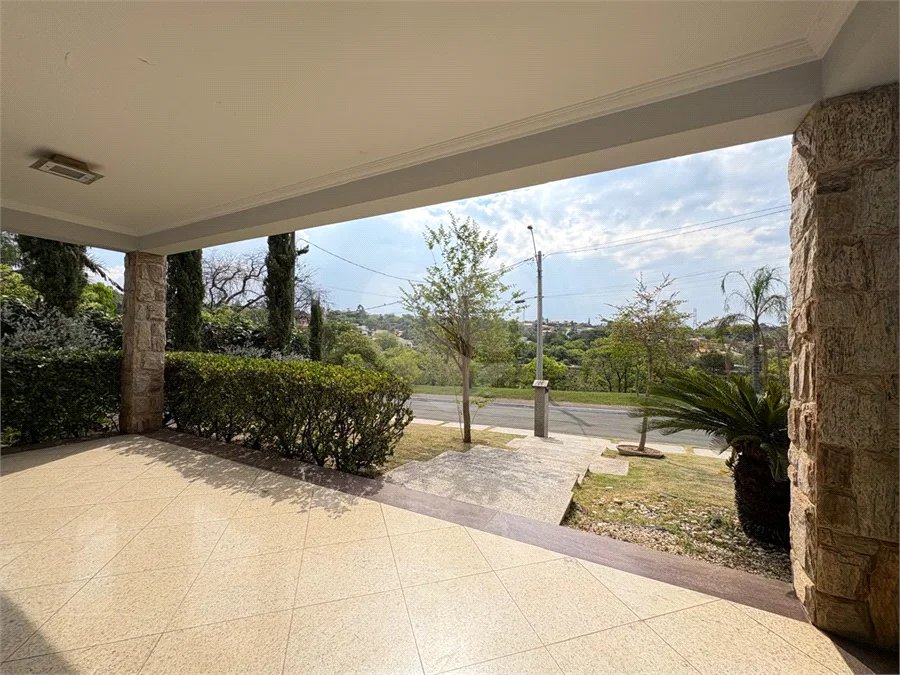 Casa a Venda no Condomínio Vista Alegre - Sede em Vinhedo/SP