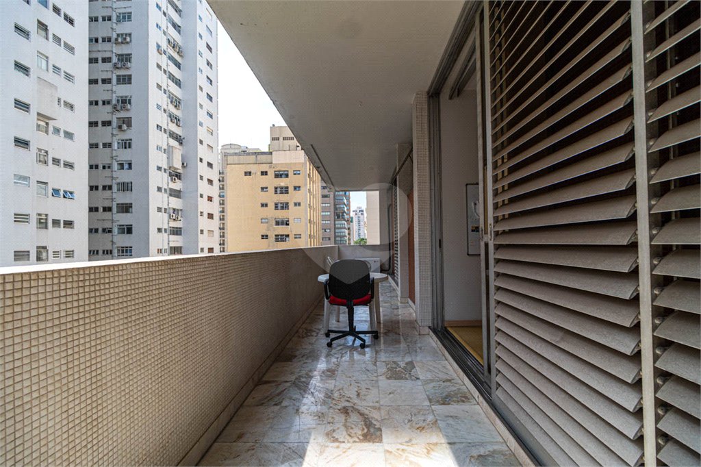 Apartamento à venda ou para alugar com 4 quartos, sendo 1 suíte,  em Jardim América, São Paulo, SP