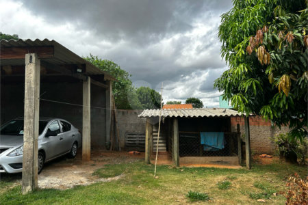 Sobrado à venda com 3 quartos, sendo 2 suítes, em Vila Mazzei, Itapetininga, SP