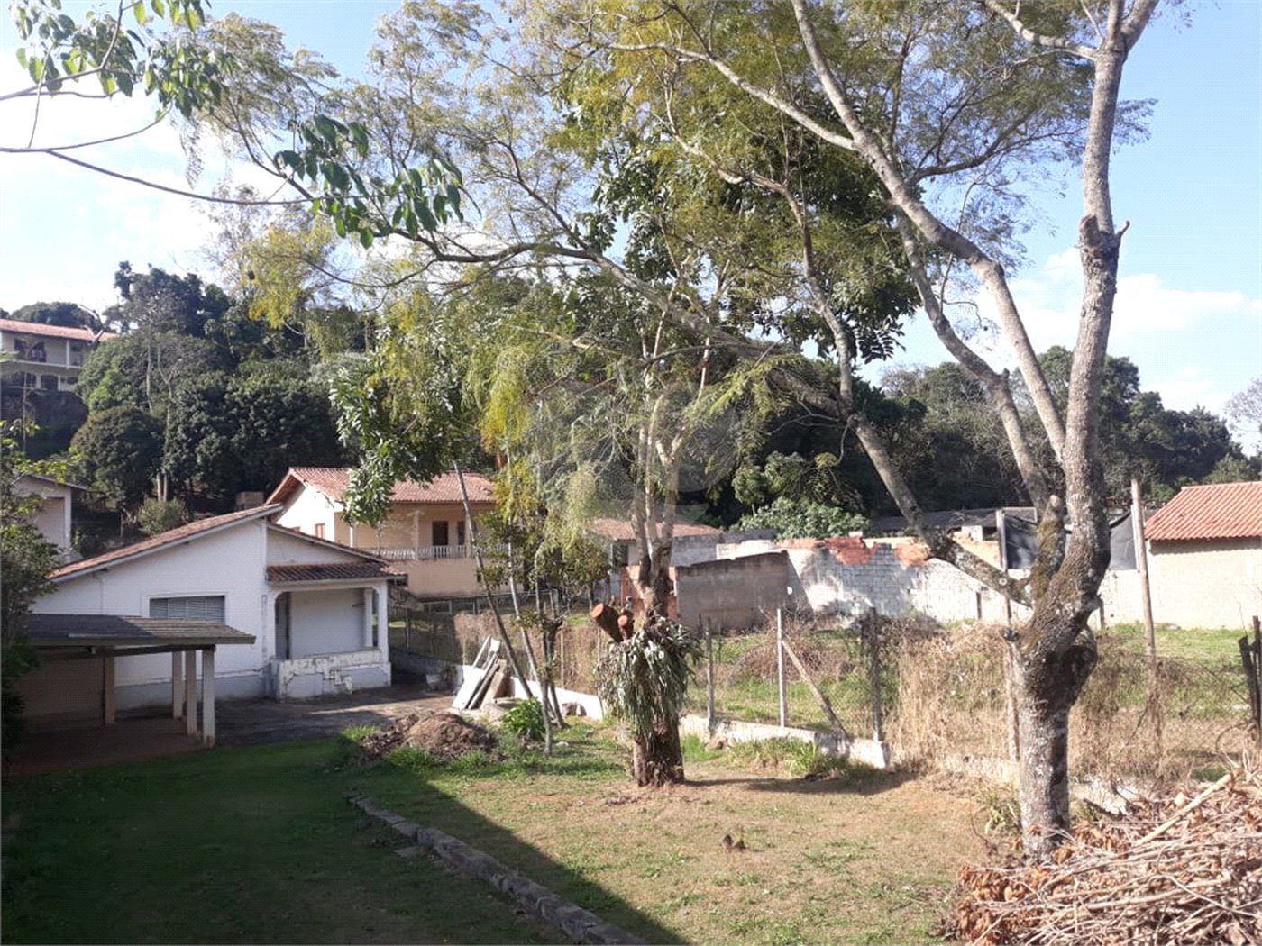 Terreno à venda em Vila Nova São Roque, São Roque, SP