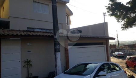 Casa à venda com 4 quartos, sendo 1 suíte,  em Pirituba, São Paulo, SP