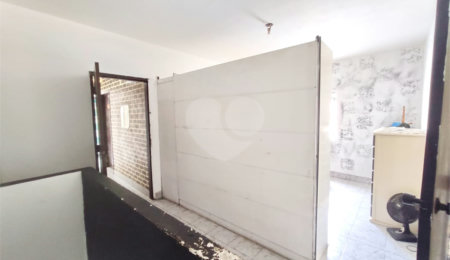 Sobrado à venda com 4 quartos em Parque Vitória, São Paulo, SP