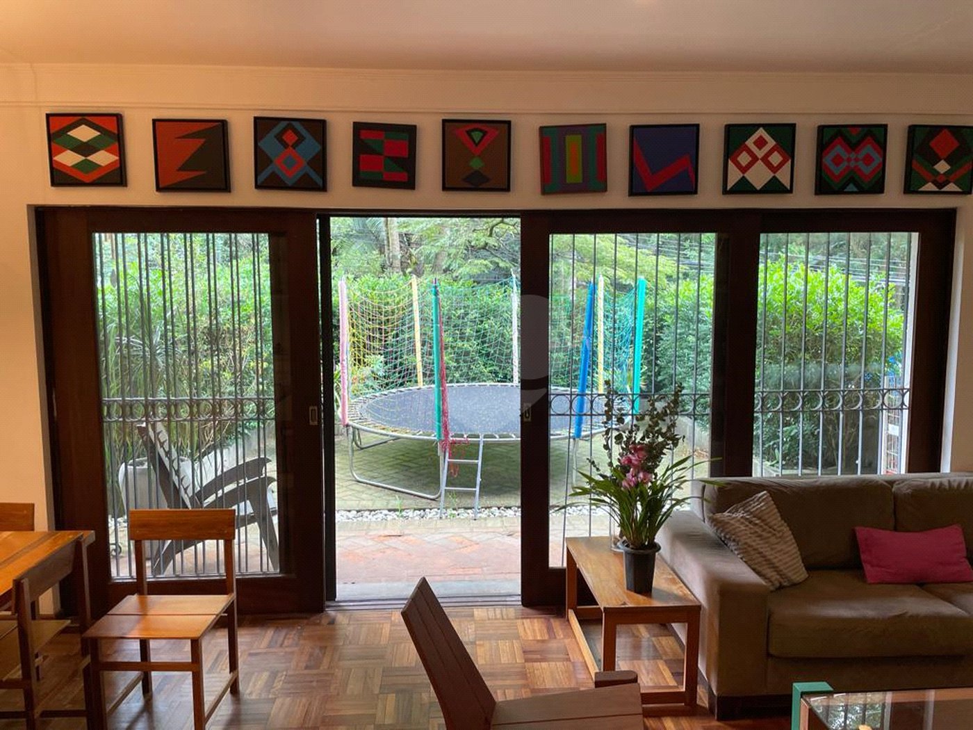 Casa à venda com 4 quartos, sendo 1 suíte, em Vila Morumbi, São Paulo, SP