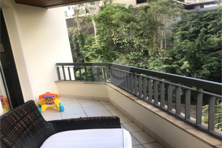 Apartamento à venda com 3 quartos, sendo 1 suíte,  em Jardim Ampliação, São Paulo, SP