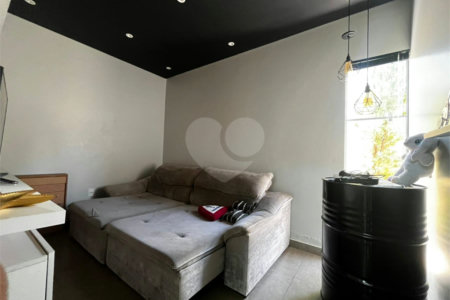 Casa à venda com 3 suítes no condomínio Portal dos Pinheiros, Itapetininga - SP