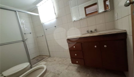 Apartamento para alugar com 3 quartos, sendo 1 suíte, em Alto da Boa Vista, São Paulo, SP