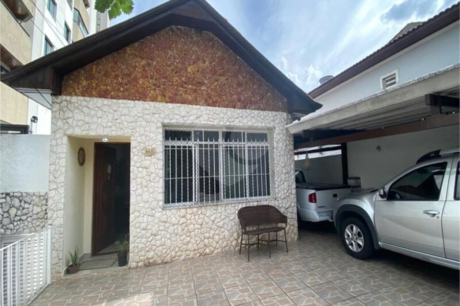 Casa Térrea à venda com 3 quartos, sendo 1 suíte, em Santana, São Paulo, SP